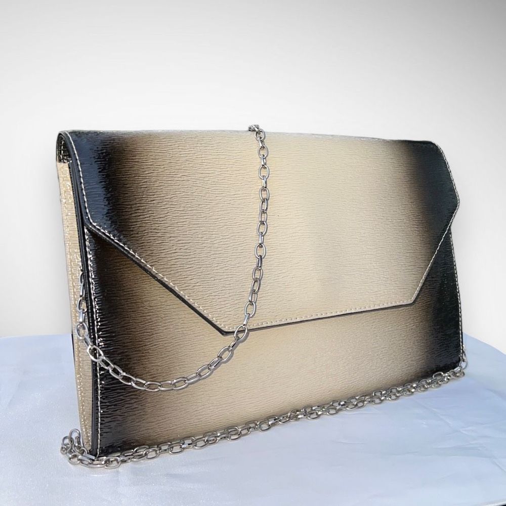 NWT Nordstrom - Halogen Ombre Leather Envelope Clutch Bag in Bone / Black $100